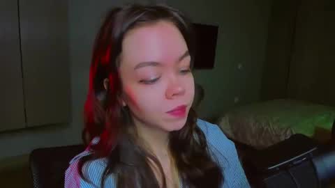 Snapshot of haribo_asmr chatting on February 12, 2025, 8:06 am Miss Hari online show from February 12, 2025, 8:06 am