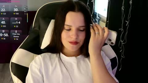 Snapshot of harleen_moore chatting on August 10, 2026, 4:05 am Harleen online show from August 10, 2026, 4:05 am