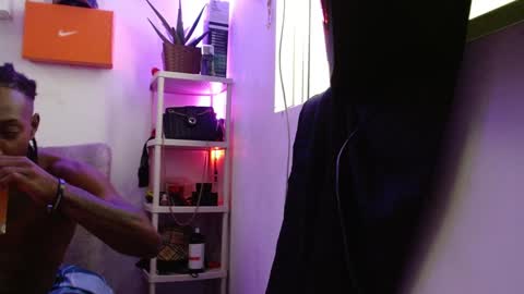 Snapshot of harley_quinnn111 chatting on December 23, 2024, 8:57 pm harley_quinnn111 online show from December 23, 2024, 8:57 pm