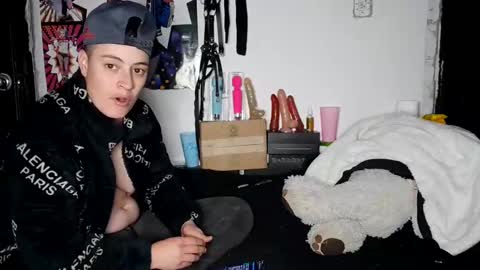    online show from December 6, 2024, 2:46 am