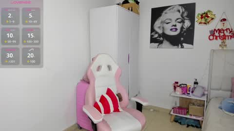 vanessa online show from December 22, 2024, 8:58 pm