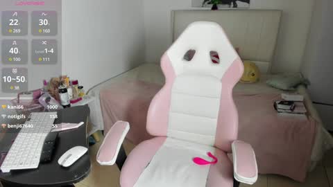 vanessa online show from December 31, 2024, 2:36 pm