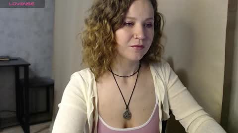 Snapshot of harpersweety chatting on October 6, 2025, 6:49 pm Harper online show from October 6, 2025, 6:49 pm