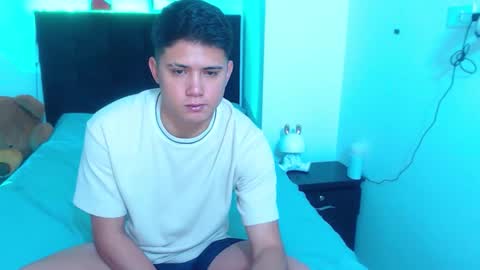 DANNY online show from November 22, 2025, 2:43 am