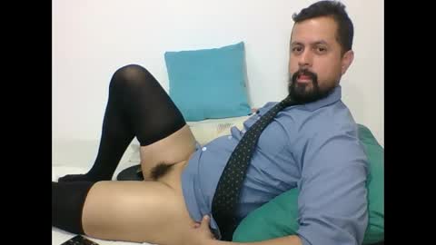 Snapshot of harry_goldenmillerx10fun chatting on January 20, 2025, 10:48 pm Harry online show from January 20, 2025, 10:48 pm