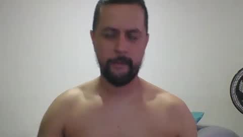 Snapshot of harry_goldenmillerx10fun chatting on July 17, 2026, 10:36 pm Harry online show from July 17, 2026, 10:36 pm