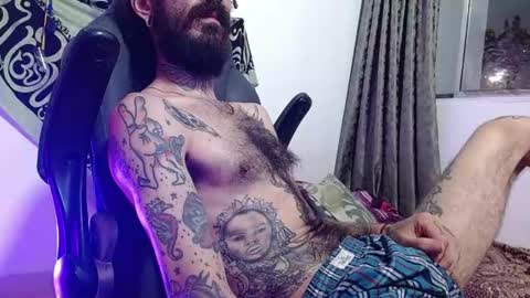 Snapshot of harry_reems_ chatting on July 6, 2026, 6:43 am OMAR online show from July 6, 2026, 6:43 am