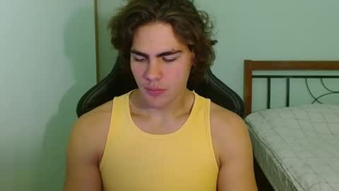 harryking1 online show from November 11, 2025, 9:37 pm