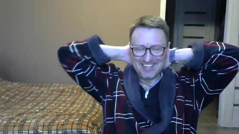 Snapshot of harrysnake chatting on December 13, 2024, 6:42 am HarrySnake online show from December 13, 2024, 6:42 am