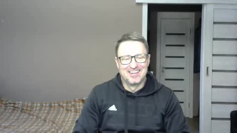 Snapshot of harrysnake chatting on January 18, 2025, 10:06 am HarrySnake online show from January 18, 2025, 10:06 am