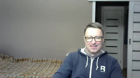 Snapshot of harrysnake chatting on January 22, 2025, 6:42 am HarrySnake online show from January 22, 2025, 6:42 am