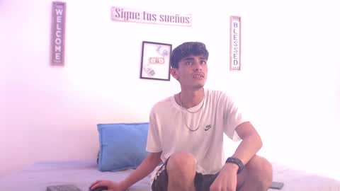 harry thomson online show from January 6, 2025, 7:35 pm