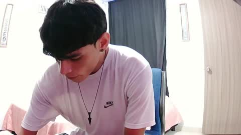 harry thomson online show from April 13, 2026, 4:29 am