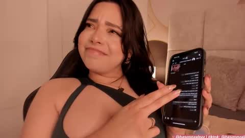 has_gonzalezz online show from March 11, 2026, 4:18 am