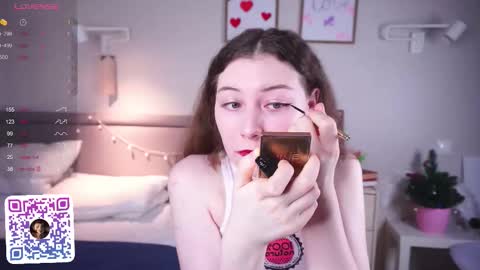 Snapshot of hasta_la_kissy chatting on March 4, 2026, 5:13 am Mary online show from March 4, 2026, 5:13 am