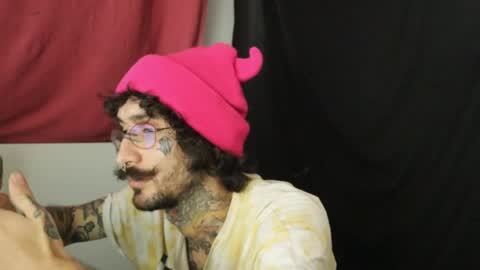 Snapshot of hatsumotokyoto chatting on February 1, 2025, 9:19 pm More content   2   online show from February 1, 2025, 9:19 pm