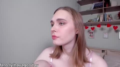 Mia online show from February 14, 2026, 6:43 am