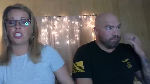 hawktuahgwakgwakmom online show from December 16, 2024, 3:51 am