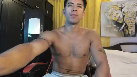 Snapshot of hazbinstudio chatting on January 18, 2026, 12:25 am hazbinstudio online show from January 18, 2026, 12:25 am