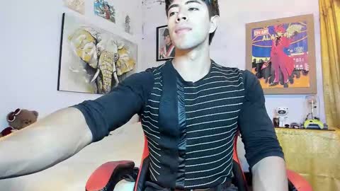 Snapshot of hazbinstudio chatting on February 1, 2026, 5:33 pm hazbinstudio online show from February 1, 2026, 5:33 pm