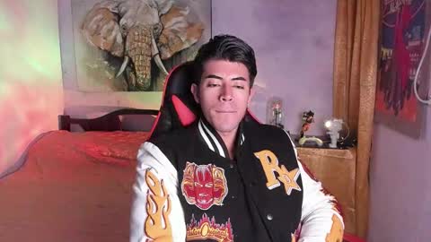 Snapshot of hazbinstudio chatting on February 8, 2026, 12:08 pm hazbinstudio online show from February 8, 2026, 12:08 pm