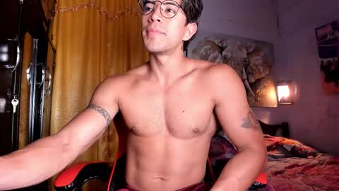 Snapshot of hazbinstudio chatting on March 21, 2026, 5:12 am hazbinstudio online show from March 21, 2026, 5:12 am