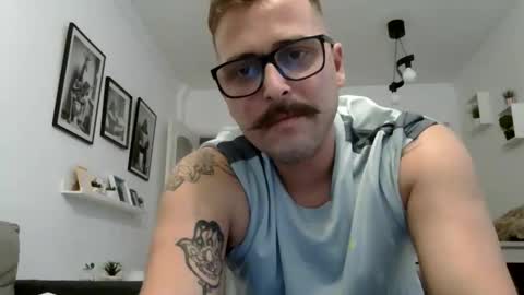 Snapshot of haze_john chatting on April 15, 2026, 9:37 pm haze_john online show from April 15, 2026, 9:37 pm