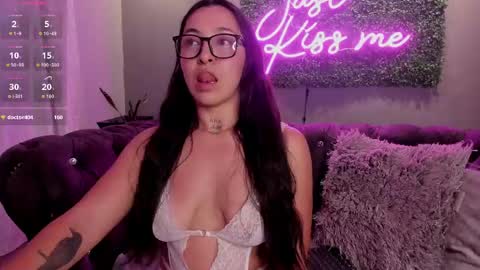 Maria  online show from May 16, 2026, 2:19 am