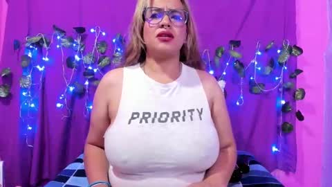 hazel online show from March 6, 2025, 4:08 am