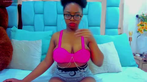 hazel_lanee online show from March 30, 2026, 11:39 pm
