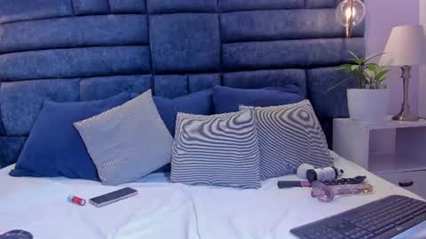 Snapshot of hazel_lanee chatting on July 16, 2026, 6:19 am hazel_lanee online show from July 16, 2026, 6:19 am