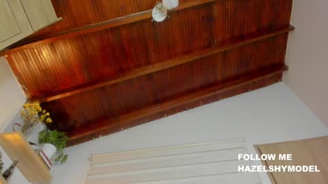 Snapshot of hazel_shy chatting on December 3, 2024, 11:35 pm Im Hazel online show from December 3, 2024, 11:35 pm