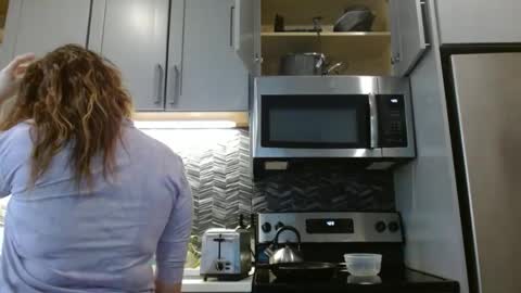 Hazel online show from February 23, 2025, 10:20 pm