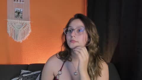 Snapshot of hazelbrownn23 chatting on January 29, 2025, 3:33 am Hazel Brown online show from January 29, 2025, 3:33 am
