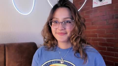 Snapshot of hazelbrownn23 chatting on February 3, 2025, 6:13 am Hazel Brown online show from February 3, 2025, 6:13 am