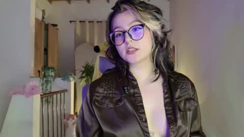 Snapshot of hazelbrownn23 chatting on June 10, 2026, 12:44 am Hazel Brown online show from June 10, 2026, 12:44 am