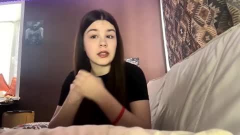 Snapshot of hazelchesick chatting on February 24, 2026, 11:41 am Chloe online show from February 24, 2026, 11:41 am