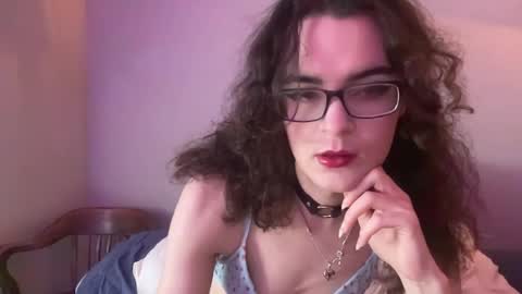 Hazel online show from April 21, 2026, 8:44 pm