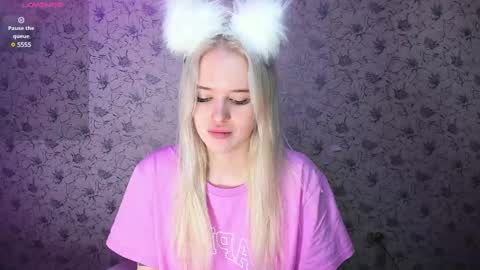 Snapshot of healing__girl chatting on January 4, 2025, 8:49 am Valeria online show from January 4, 2025, 8:49 am