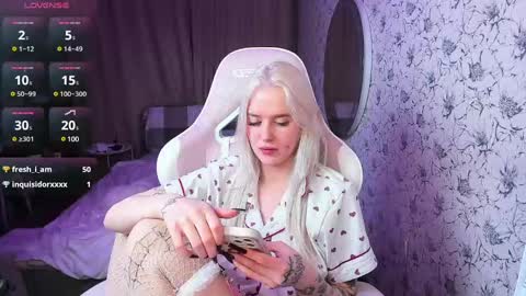 Snapshot of healing__girl chatting on January 15, 2025, 10:49 am Valeria online show from January 15, 2025, 10:49 am