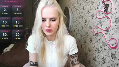 Snapshot of healing__girl chatting on March 12, 2025, 8:41 pm Valeria online show from March 12, 2025, 8:41 pm