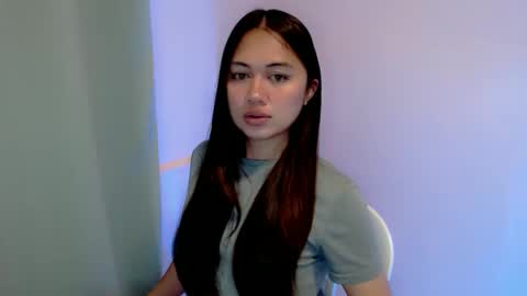 Snapshot of heart_of_asia chatting on December 4, 2025, 9:12 pm Yoshin online show from December 4, 2025, 9:12 pm