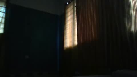 heart_star online show from December 2, 2024, 5:04 am