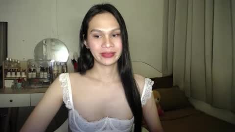 heather_bbyy online show from November 5, 2025, 7:47 pm