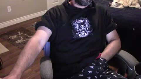 Snapshot of heavilyhung chatting on July 30, 2026, 4:11 am John online show from July 30, 2026, 4:11 am