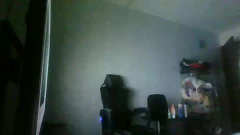 Snapshot of heavy_rebellxc chatting on June 7, 2026, 10:41 am Heavy Rebell online show from June 7, 2026, 10:41 am