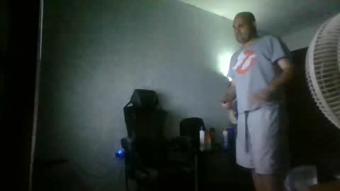 Snapshot of heavy_rebellxc chatting on July 12, 2026, 4:47 am Heavy Rebell online show from July 12, 2026, 4:47 am
