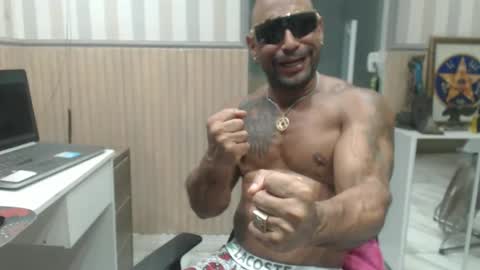 Snapshot of hebertgomes chatting on February 19, 2025, 1:40 am hebertgomes online show from February 19, 2025, 1:40 am