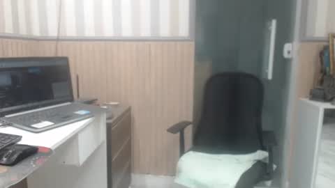 Snapshot of hebertgomes chatting on October 9, 2025, 11:25 pm hebertgomes online show from October 9, 2025, 11:25 pm