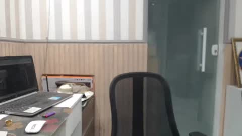 hebertgomes online show from April 23, 2026, 5:41 am